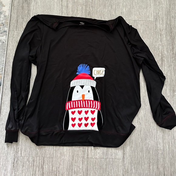 Secret Treasures Christmas Penguin Pajama Set - Picture 2 of 9